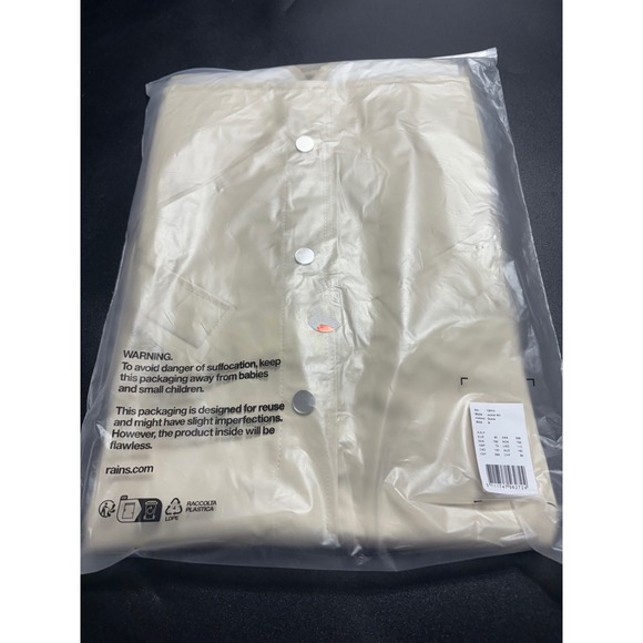 RAINS NEW Waterproof Rain Unisex Jacket 12010 W3 Dune Size Small MSRP‎ $110 - Picture 3 of 4